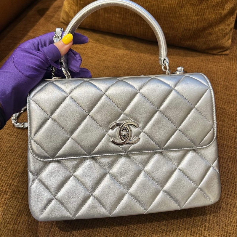 chanel 銀色trendycc中號 約24cm 31開 配件：卡~-0