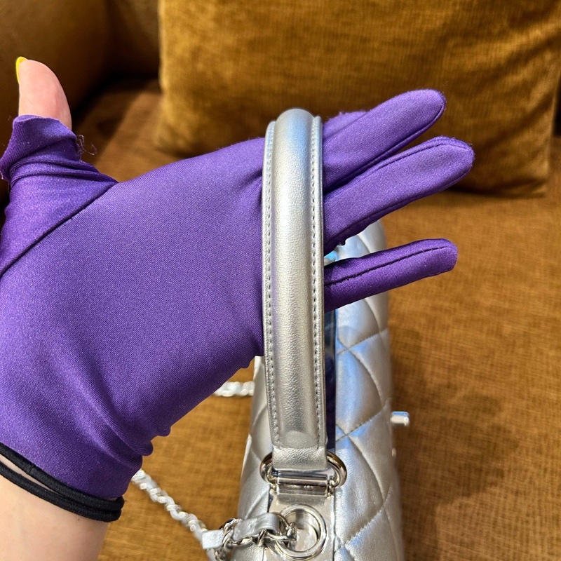 chanel 銀色trendycc中號 約24cm 31開 配件：卡~-1