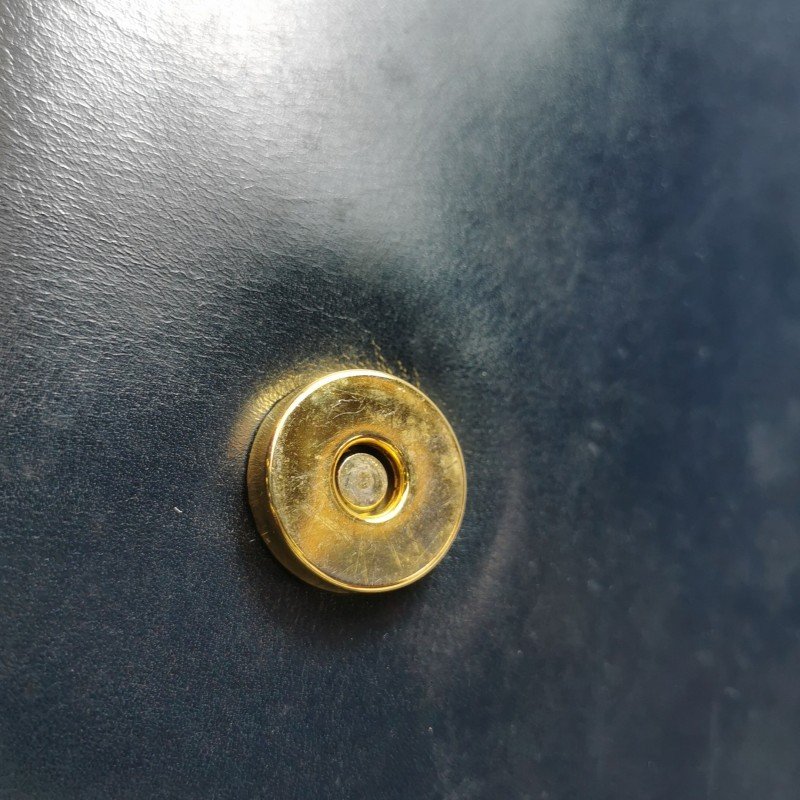 Salvatore Ferragamo 牛皮 純色 蝴蝶結 裝飾 斜背包 單肩包-11