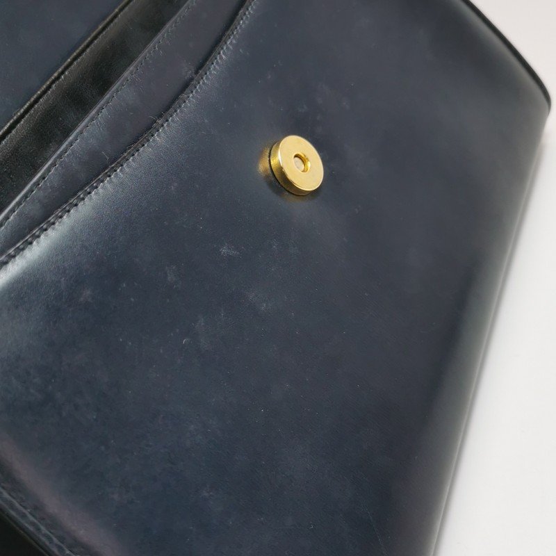 Salvatore Ferragamo 牛皮 純色 蝴蝶結 裝飾 斜背包 單肩包-14