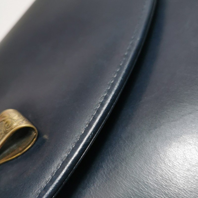 Salvatore Ferragamo 牛皮 純色 蝴蝶結 裝飾 斜背包 單肩包-17