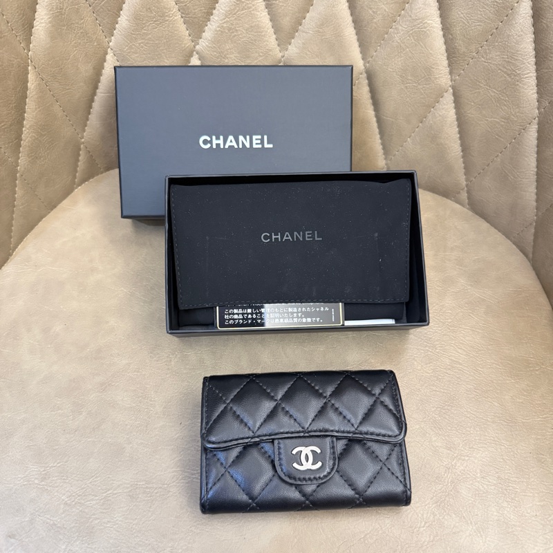 香奈兒Chanel黑色羊皮單層卡包-15