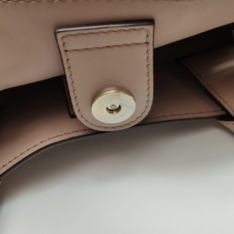 Tod's Cape 牛皮 漆皮 純色 壓花 Logo 手提包-9