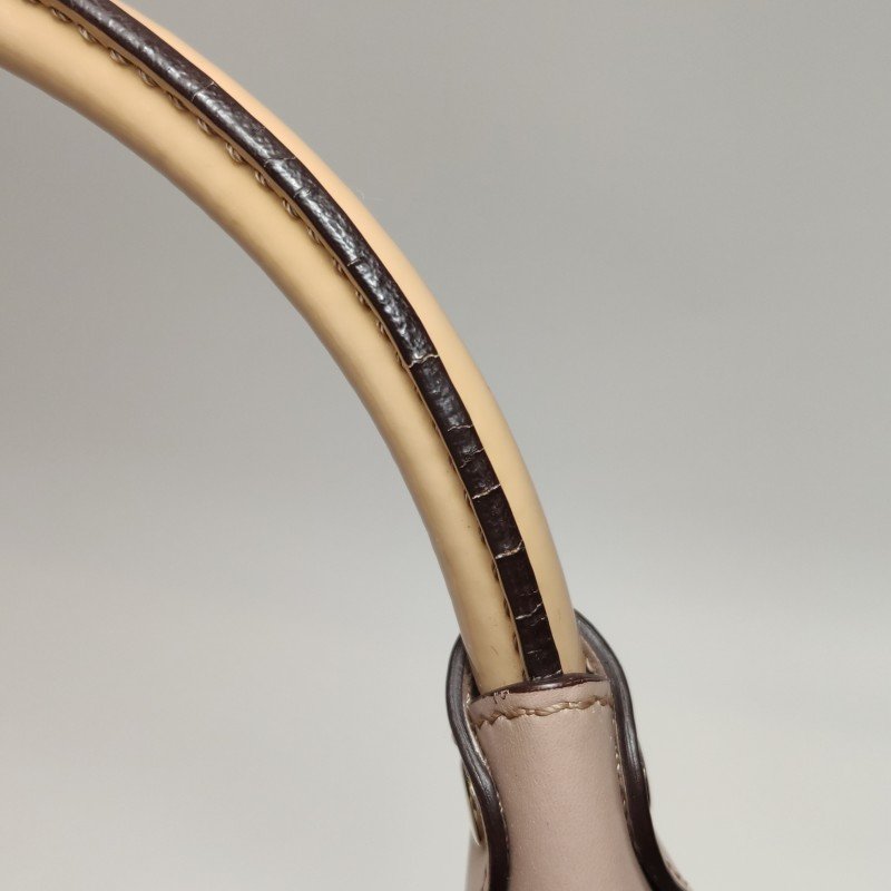 Tod's Cape 牛皮 漆皮 純色 壓花 Logo 手提包-16