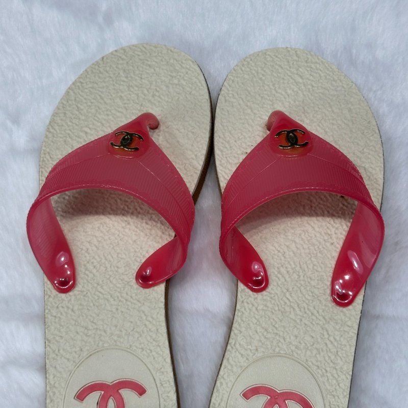 CHANEL 米粉色沙灘拖鞋-5