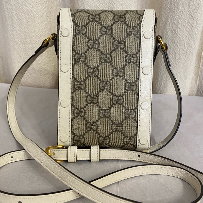 古馳 GUCCI Horsebit 1955 白色拼老花手機包-1
