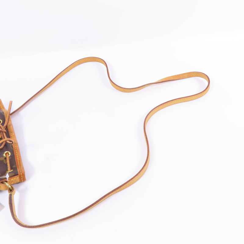 LOUIS VUITTON Monogram Nano Noe金扣肩背袋-4