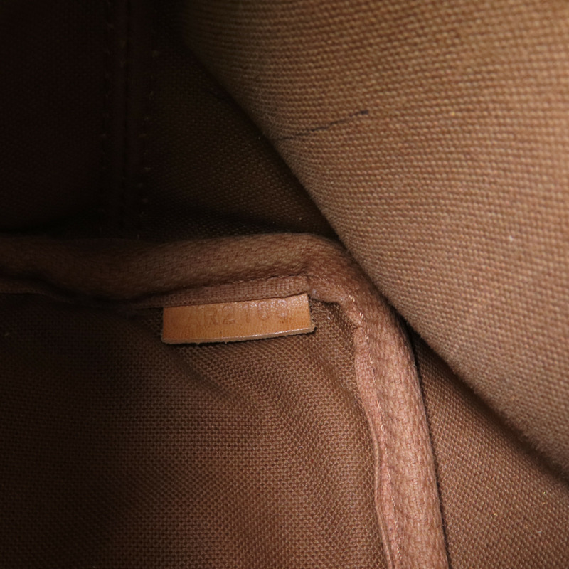 LOUIS VUITTON Monogram Nano Noe金扣肩背袋-11