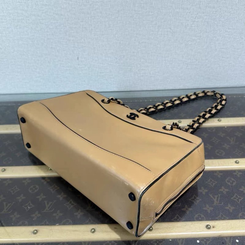 CHANEL 中古 奶茶色手提肩背鏈條包32*20*11 98新配件塵袋保卡-6