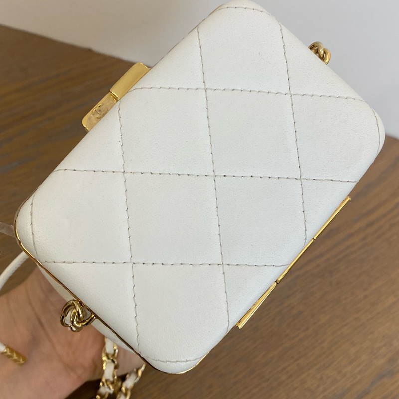 CHANEL 香奈兒22款抽繩白雪小水桶-4