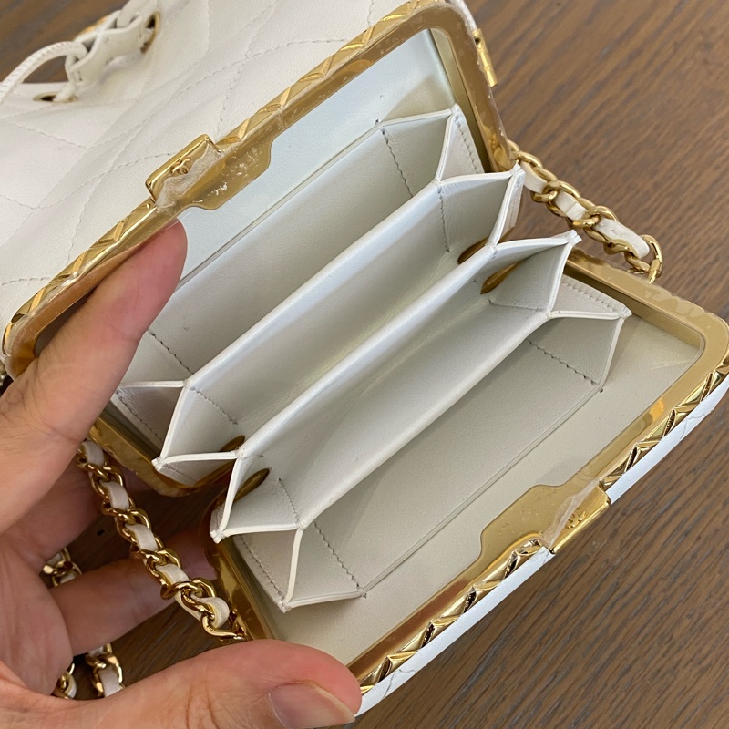 CHANEL 香奈兒22款抽繩白雪小水桶-5