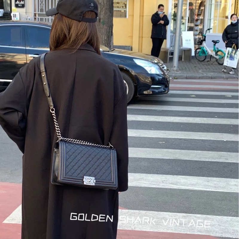 Chanel leboy28黑銀全牛皮鏈條斜挎包 #99新閒置 #櫃上在售25萬-13