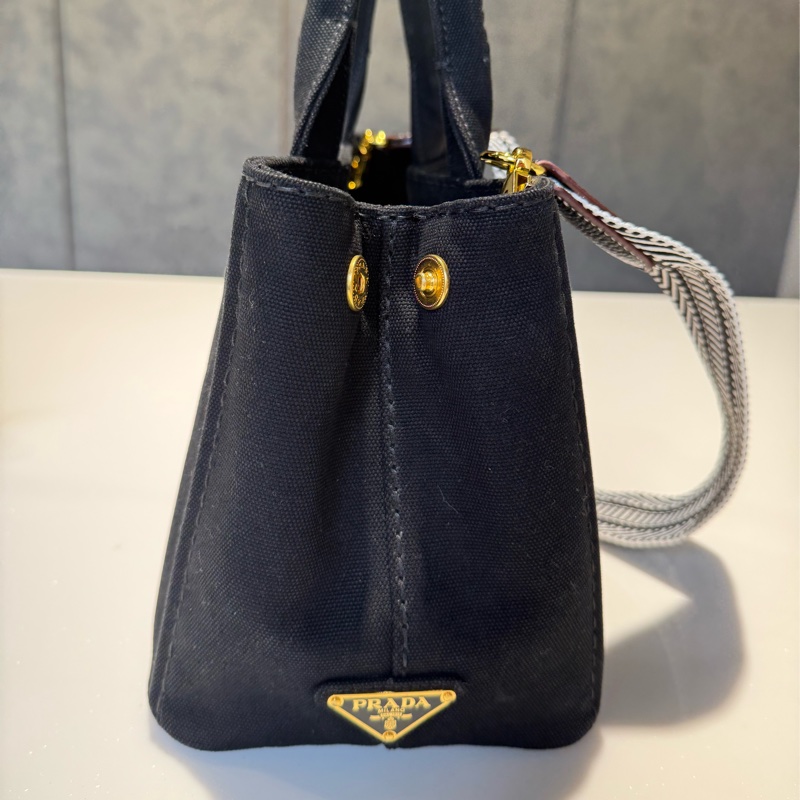 Prada 經典帆布手提包-8