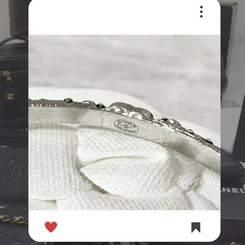 💖9 月新品上架 🔥 ✨經典款！香奈兒 Chanel 銀色水鑽雙手鏈 手環 CHANEL Coco Mark 手鐲 🔥 香奈兒熱賣款 香奈兒 CHANEL-2