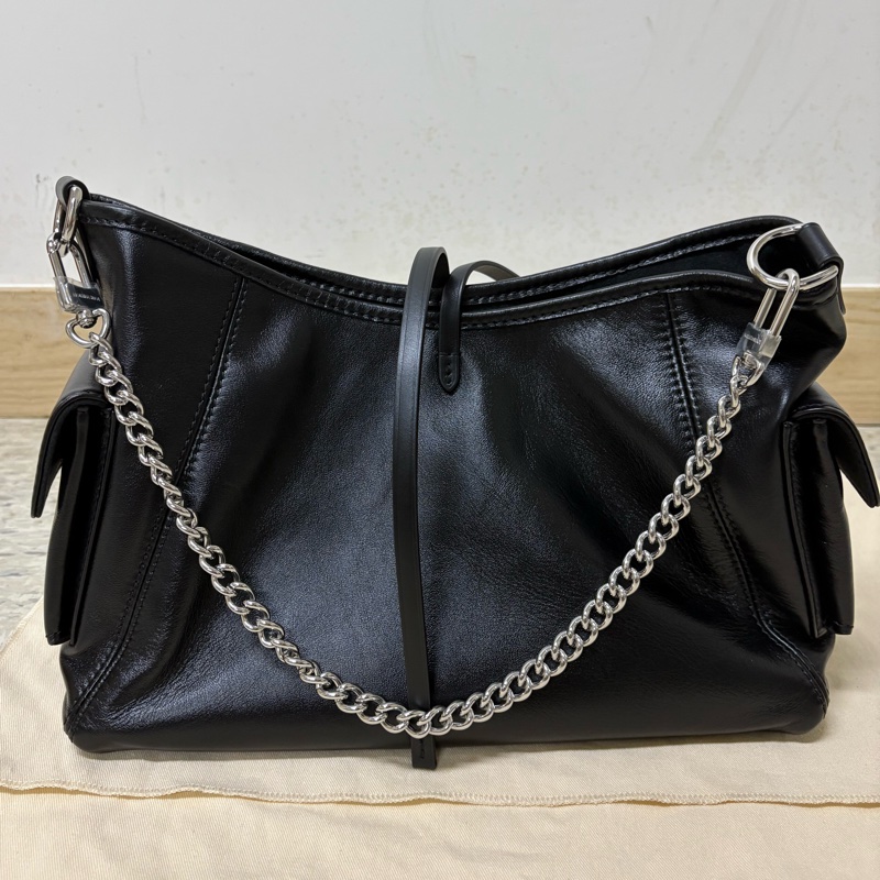 Louis Vuitton LV CarryAll Cargo Vibe PM 黑武士-4