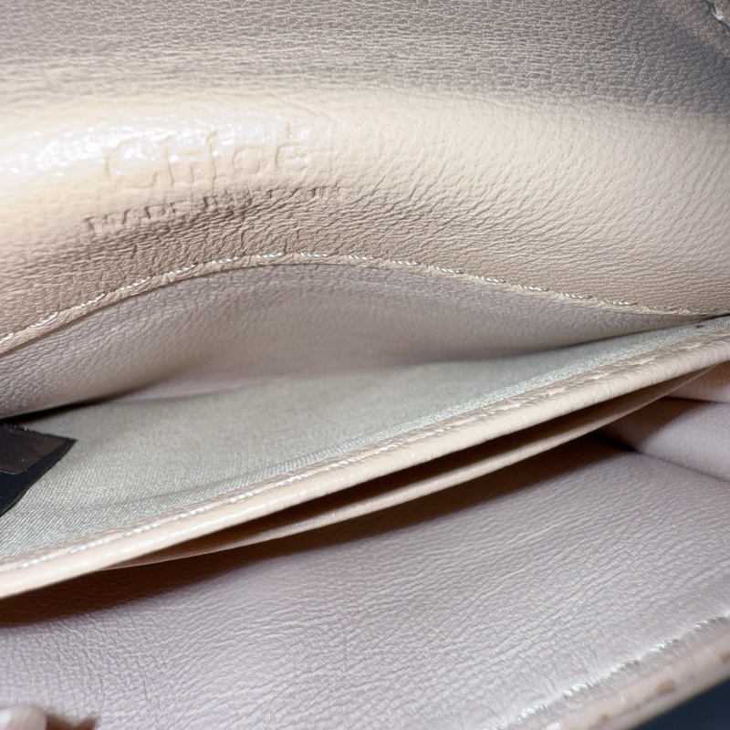 🎀全網最低價🎀Chloe蝴蝶結卡包零錢包（粉膚色）-17