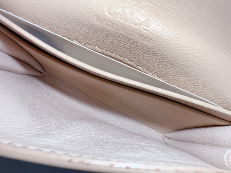 🎀全網最低價🎀Chloe蝴蝶結卡包零錢包（粉膚色）-18