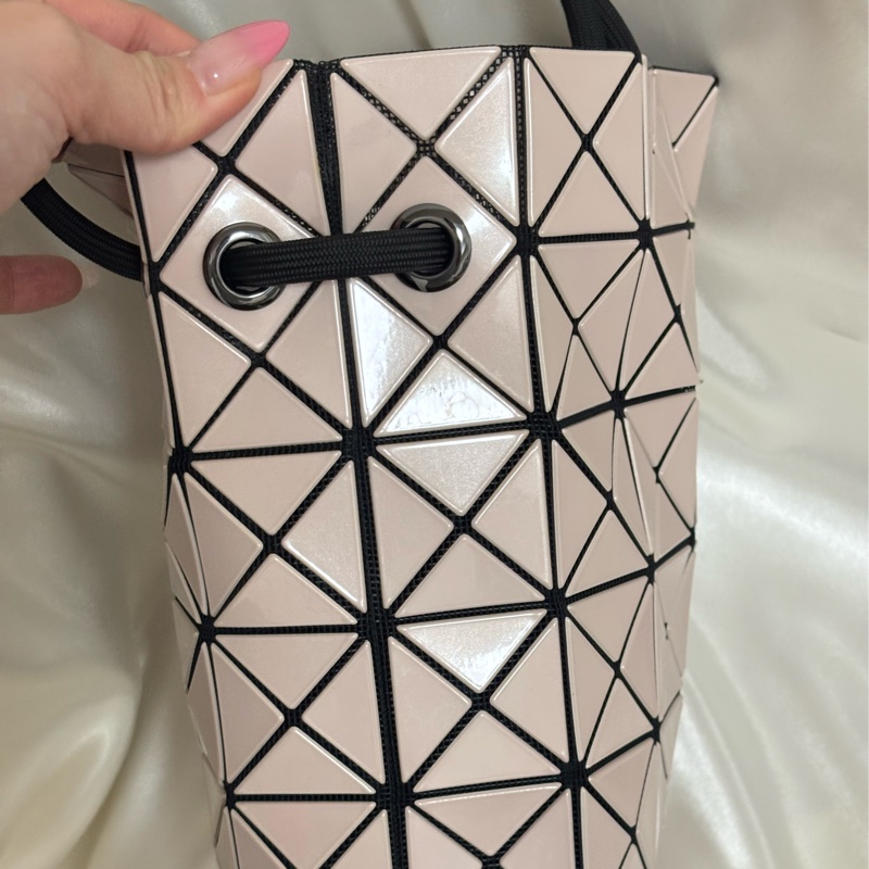 BAO BAO ISSEY MIYAKE Prism Bucket Bag 粉色 小水桶-5