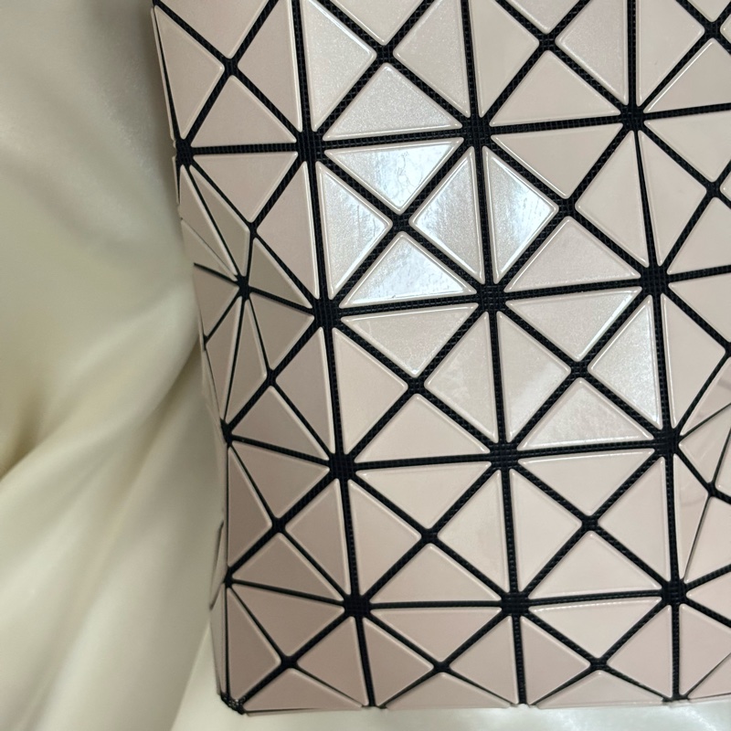BAO BAO ISSEY MIYAKE Prism Bucket Bag 粉色 小水桶-11