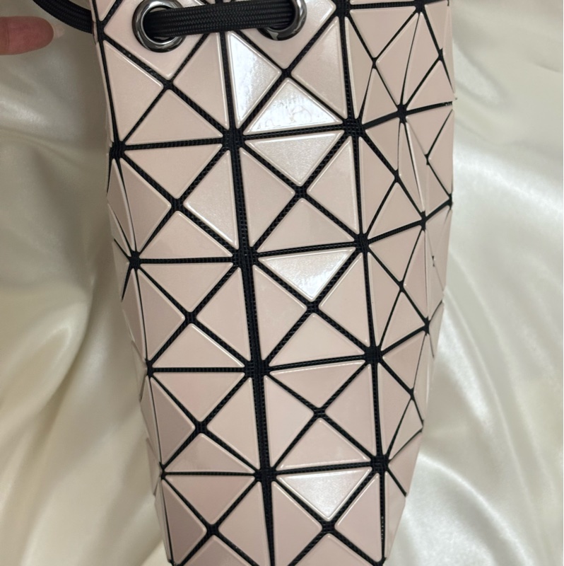 BAO BAO ISSEY MIYAKE Prism Bucket Bag 粉色 小水桶-12