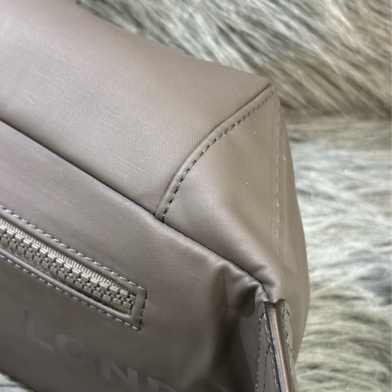 BURBERRY 8036555 TB 防水帆布 logo 字母 肩背包 腰包 胸口包 斜背包 霹靂包 超新-17