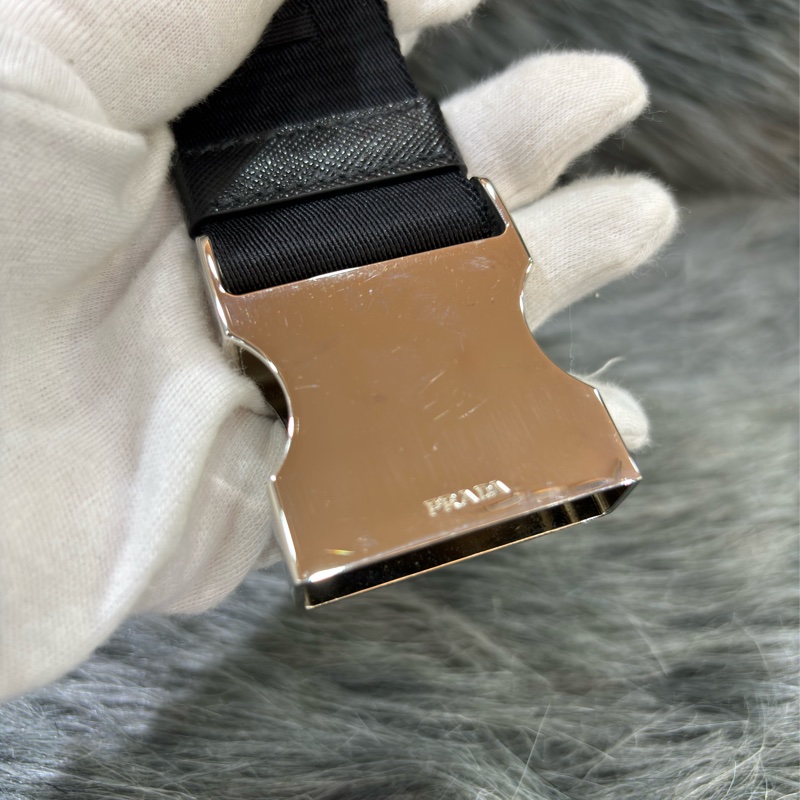 PRADA AVL977 黑色 帆布 前口袋 拉鍊 肩背包 胸口包 後背包 麻將包-22