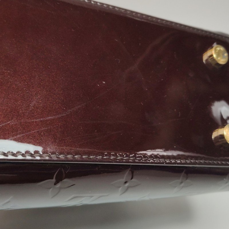 Louis Vuitton (LV) Brea 醫生包 中號 植鞣革 漆皮 壓紋 鉚釘裝飾 單肩包-23