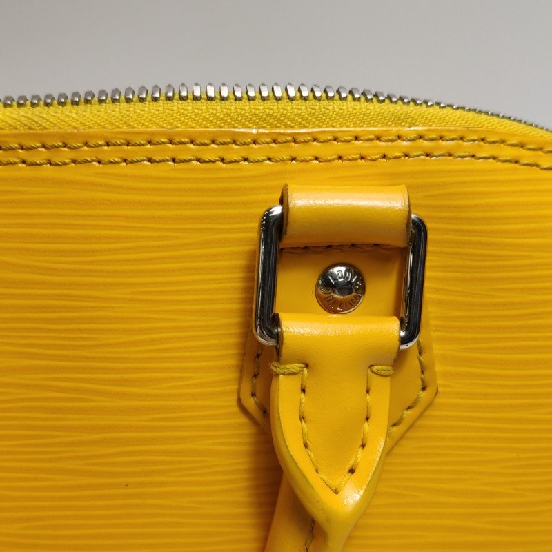 Louis Vuitton (LV) Alma 小號 牛皮 純色 水波紋 貝殼包 手提包-9