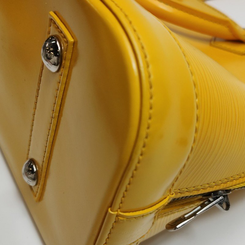 Louis Vuitton (LV) Alma 小號 牛皮 純色 水波紋 貝殼包 手提包-20