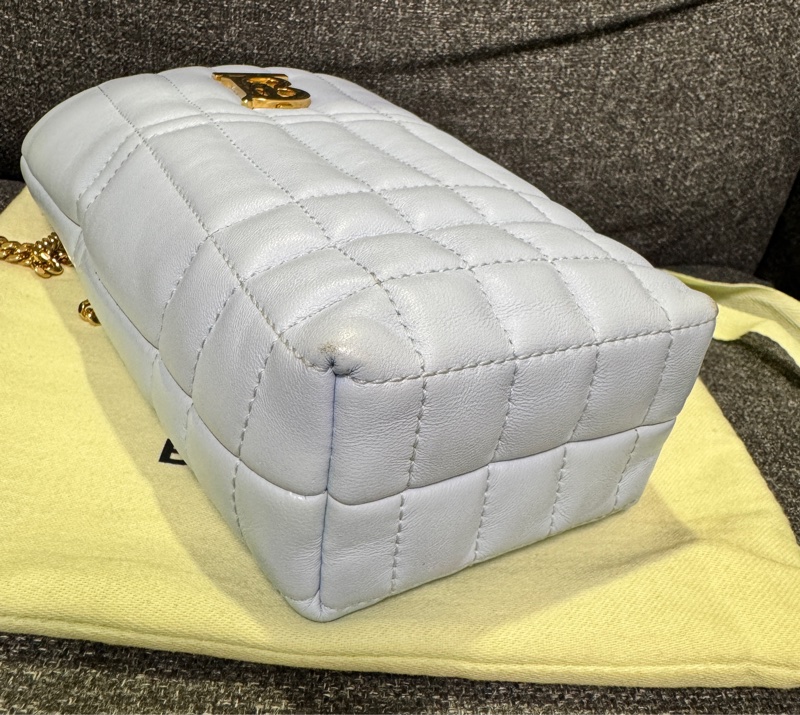 正品 BURBERRY 淡藍 MICRO LOLA 鍊包 手機包 薯條包 隨身包-9