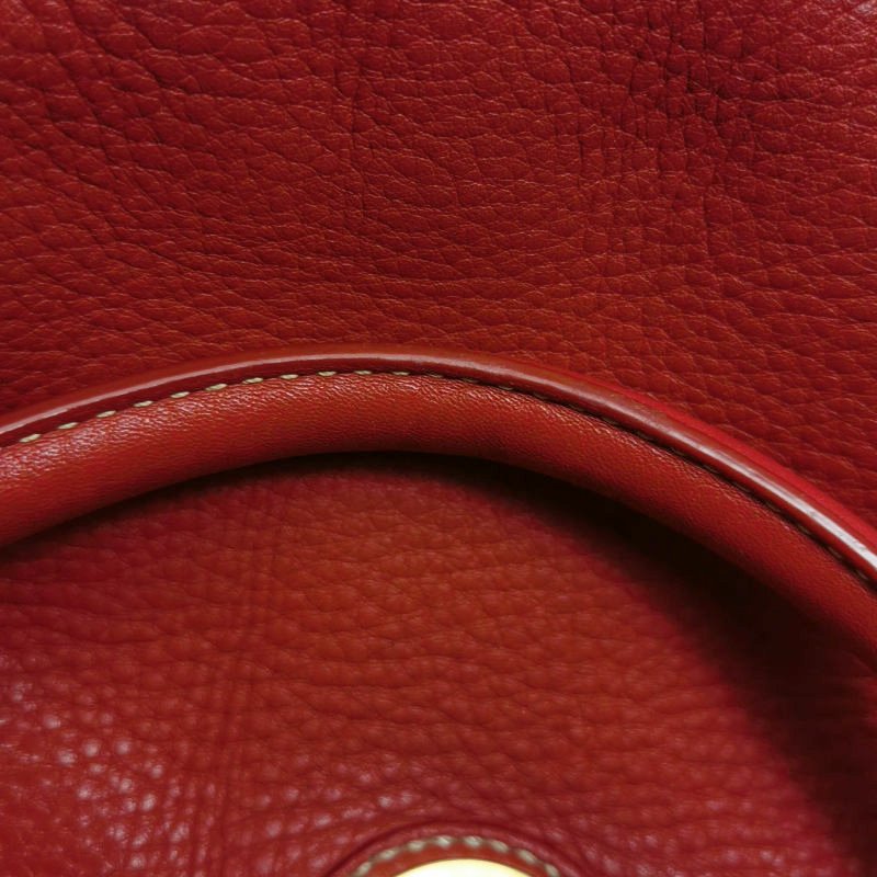 Prada 牛皮 純色 字母 Logo 鉚釘 插扣 單肩包-9