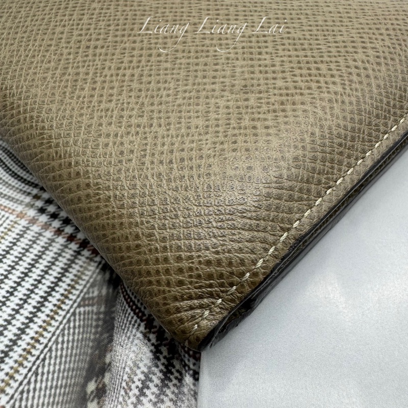 LOUIS VUITTON LV Taiga 皮革對開卡其色皮夾|短夾-20