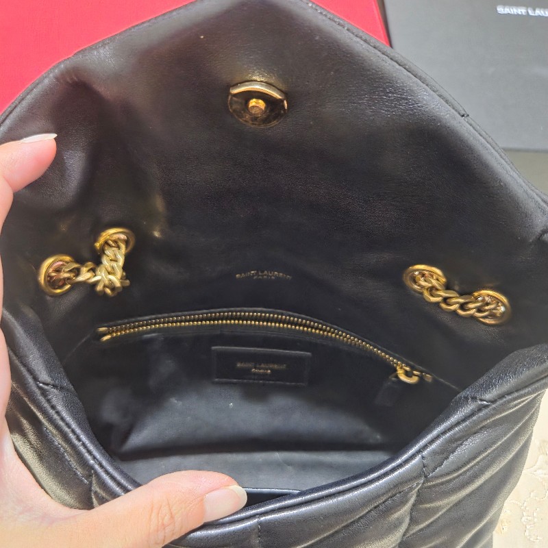 ysl toy puffer 黑金泡芙包-15