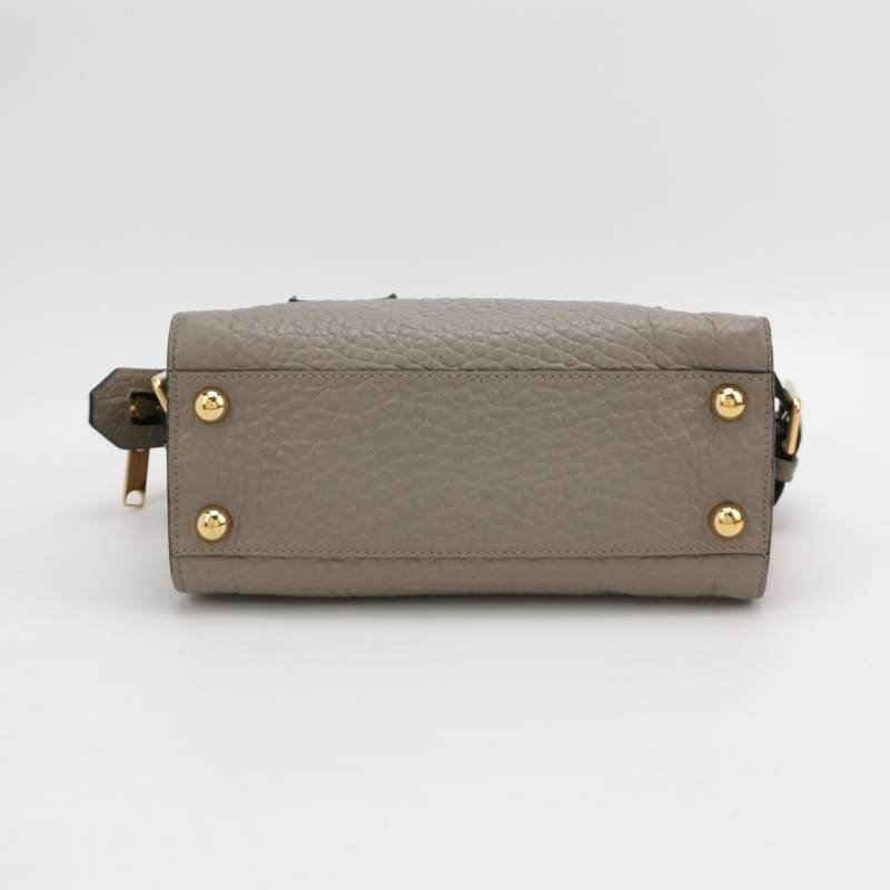 Burberry 小號 牛皮 純色 字母 Logo 拉鍊 斜背包 單肩包-5