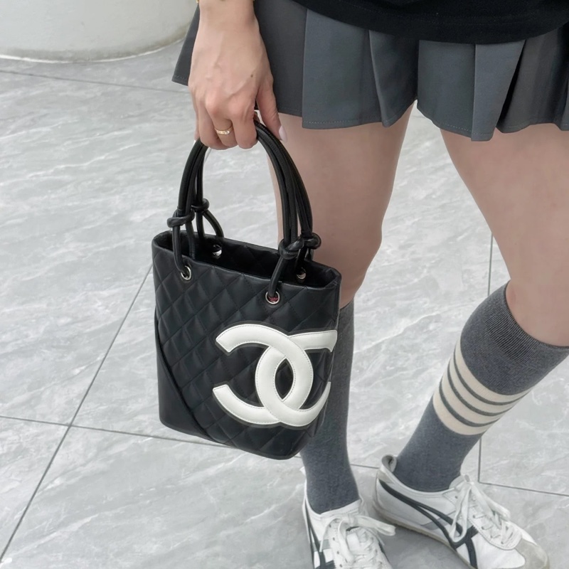 Chanel黑白康鹏菜籃子-2
