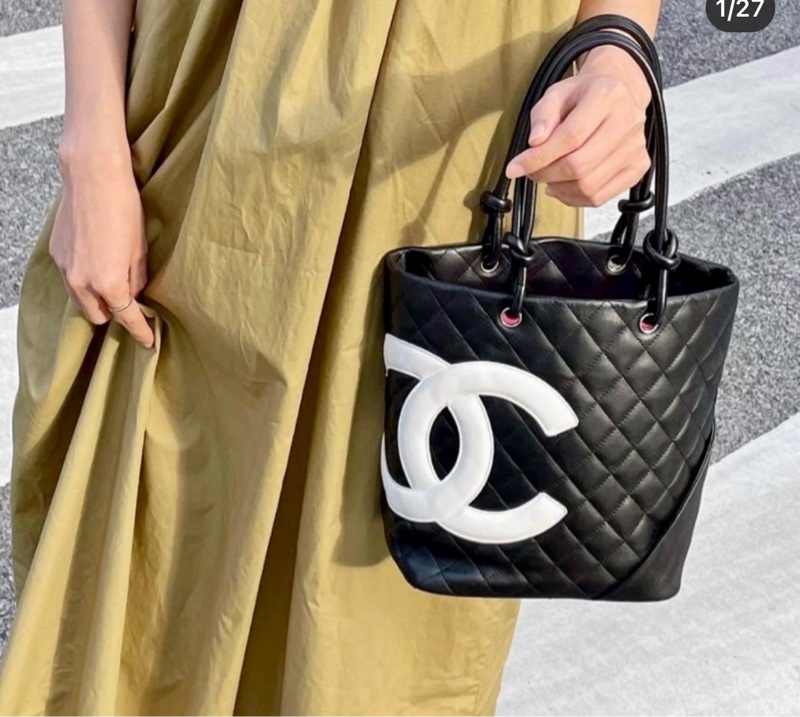 Chanel黑白康鹏菜籃子-33