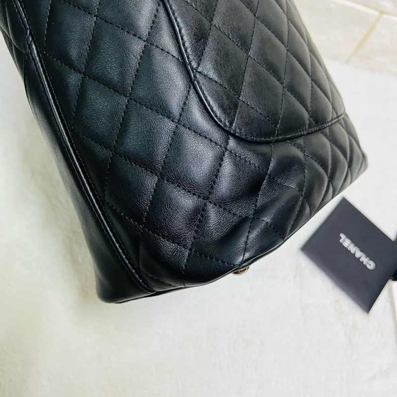 Chanel黑白康鹏菜籃子-38