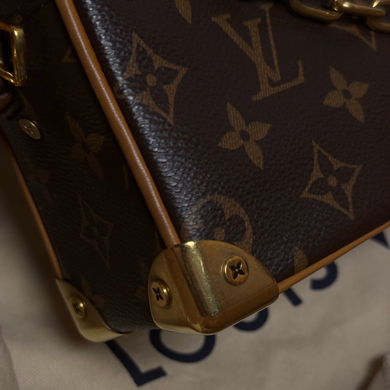 （台灣購證🇹🇼全配）LV 老花 mini soft trunk 盒子包✨金色走秀款-7