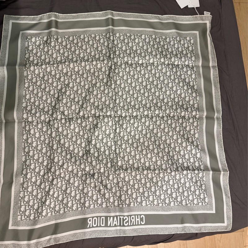 全新Dior 雙面方巾90x90 Dior Oblique Diortwin 90 方巾-3