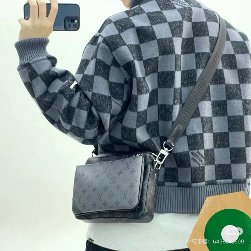 Louis Vuitton LV 黑灰 棋盤格 雙面穿 绵羊毛 夾克 外套 棒球外套-4