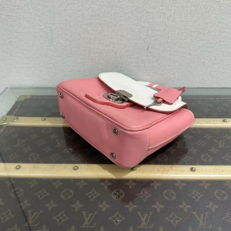 ✨BURBERRY 粉白銀扣手提斜背包22*16*8 98新 配件塵袋-4