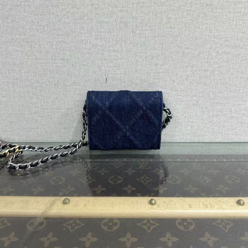 ✨CHANEL 19bag 斜背包11*8.5*3 98新 配件塵袋盒子保卡-5