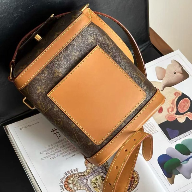 ✨LV 限量款老花milk box牛奶盒子斜背包男女同款，98新 配件塵袋-5