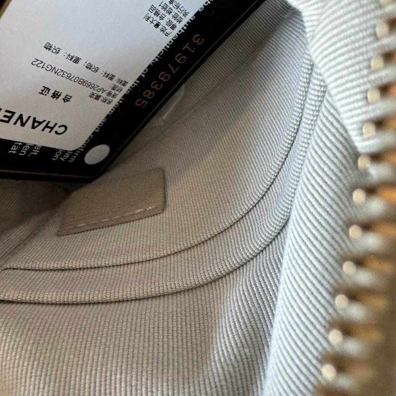 CHANEL 尼龍餃子包 99新 配件塵袋-5