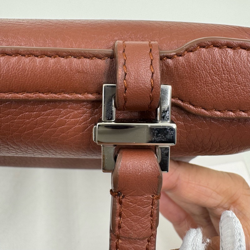 Loro Piana / 諾悠翩雅 19 磚紅色飯盒包-14