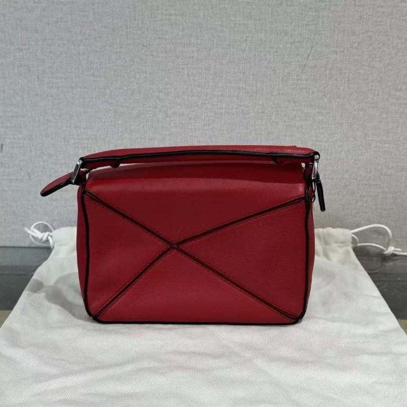 ✨Loewe 紅色銀扣 mini 拼圖斜背包 婚包 98新配件塵袋-5