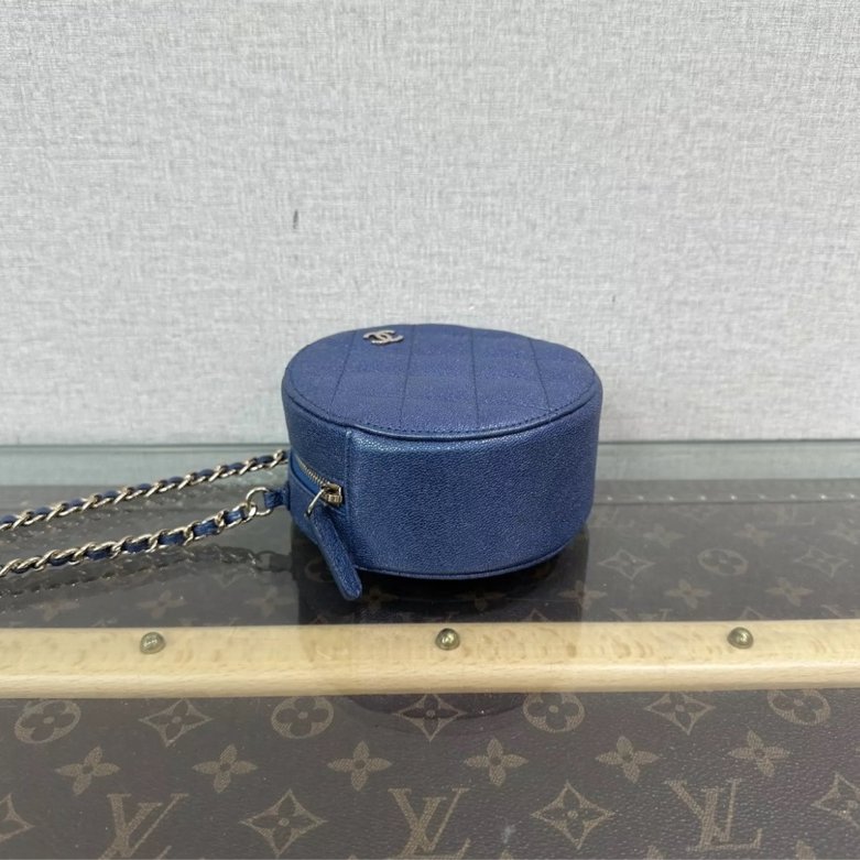 CHANEL 炫彩圓餅斜背鏈條包12*5*12 98新配件塵袋保卡-4