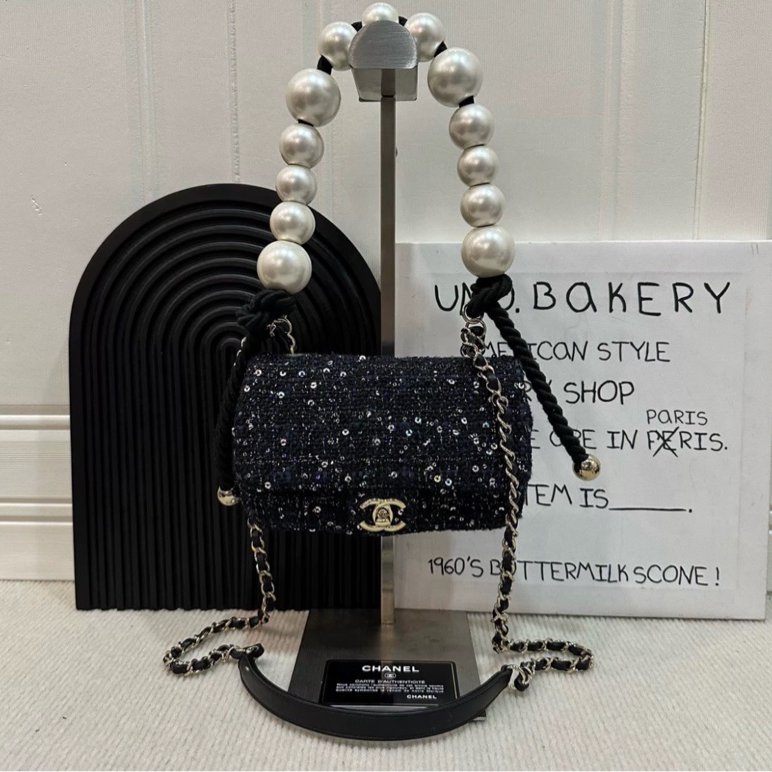 Chanel 珍珠毛呢編織亮片包 大mini 大珍珠 和尚包 19*12 99新配件塵袋-1