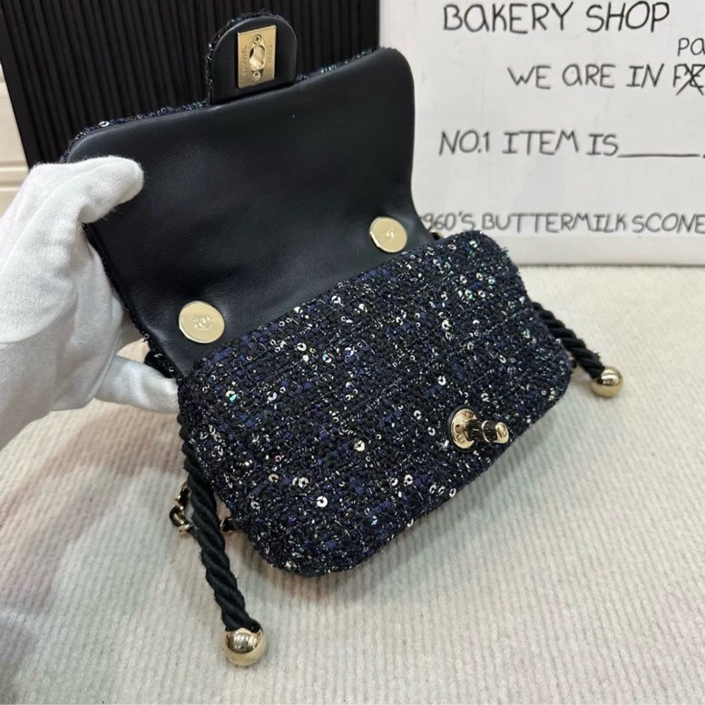 Chanel 珍珠毛呢編織亮片包 大mini 大珍珠 和尚包 19*12 99新配件塵袋-3