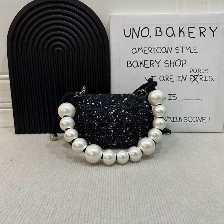 Chanel 珍珠毛呢編織亮片包 大mini 大珍珠 和尚包 19*12 99新配件塵袋-8